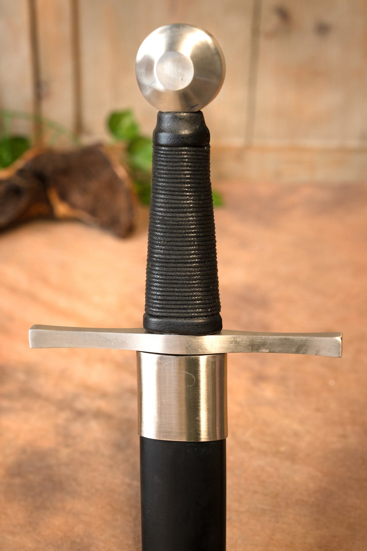 Medieval single-handed sword Oakeshott type XII, sharp