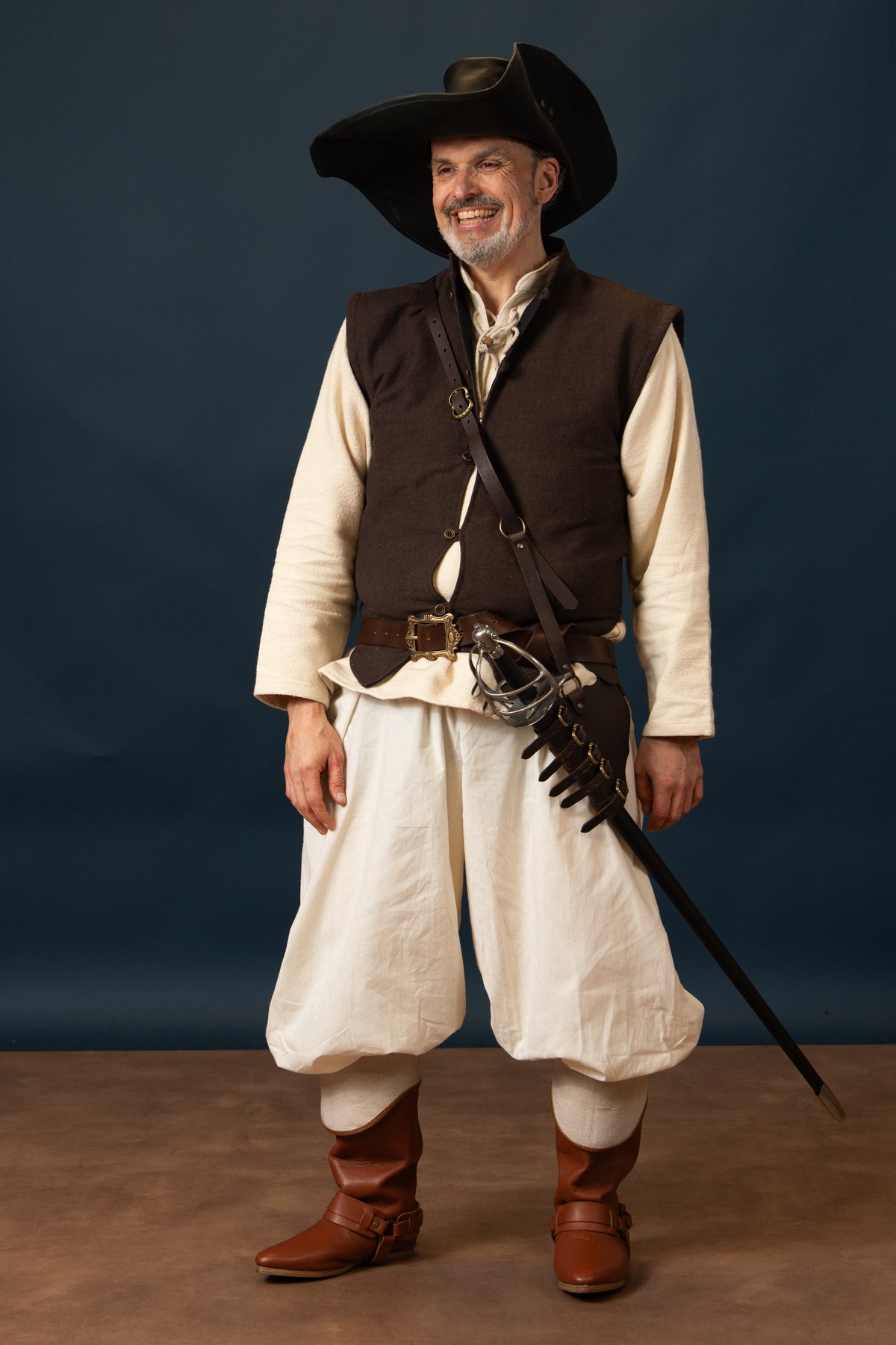 Rapier baldric, 16th-17th century, brown