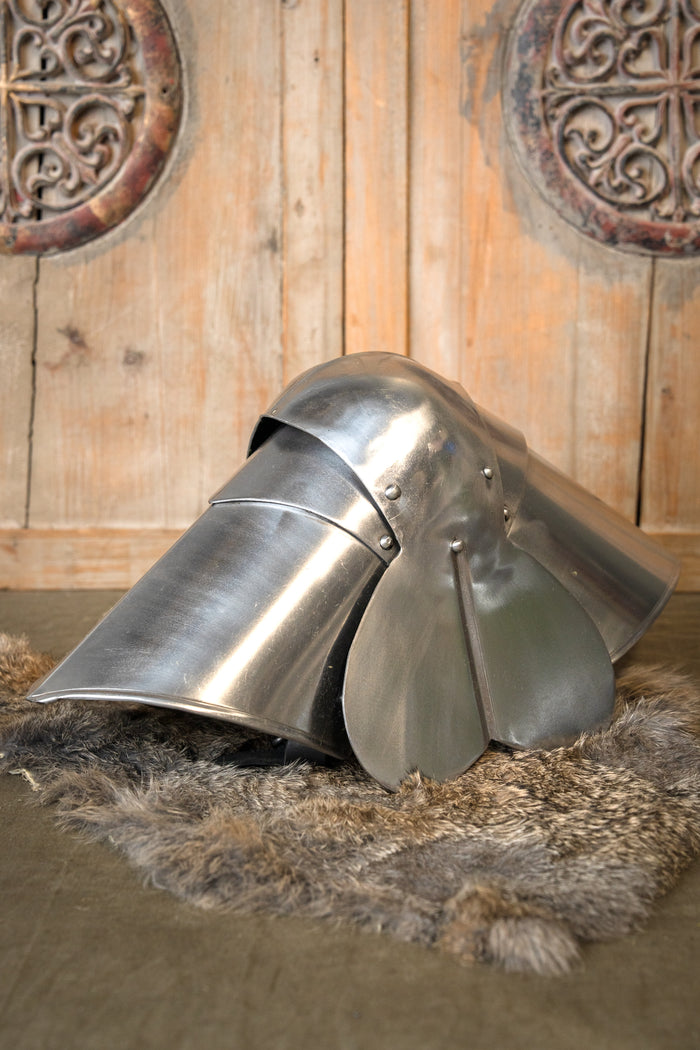 15th century poleyns, leg armour with roundels, 1.6 mm