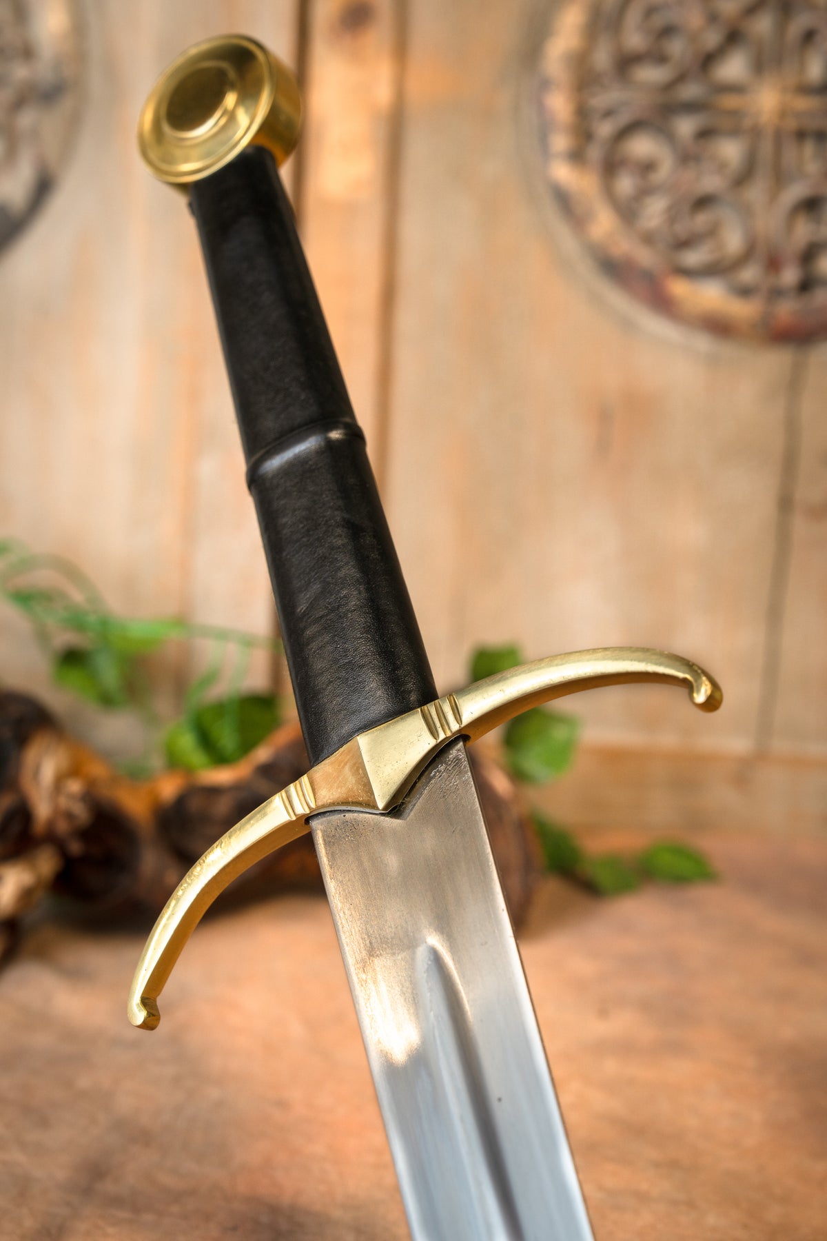 Longsword with leather scabbard, blunt (battle-ready)