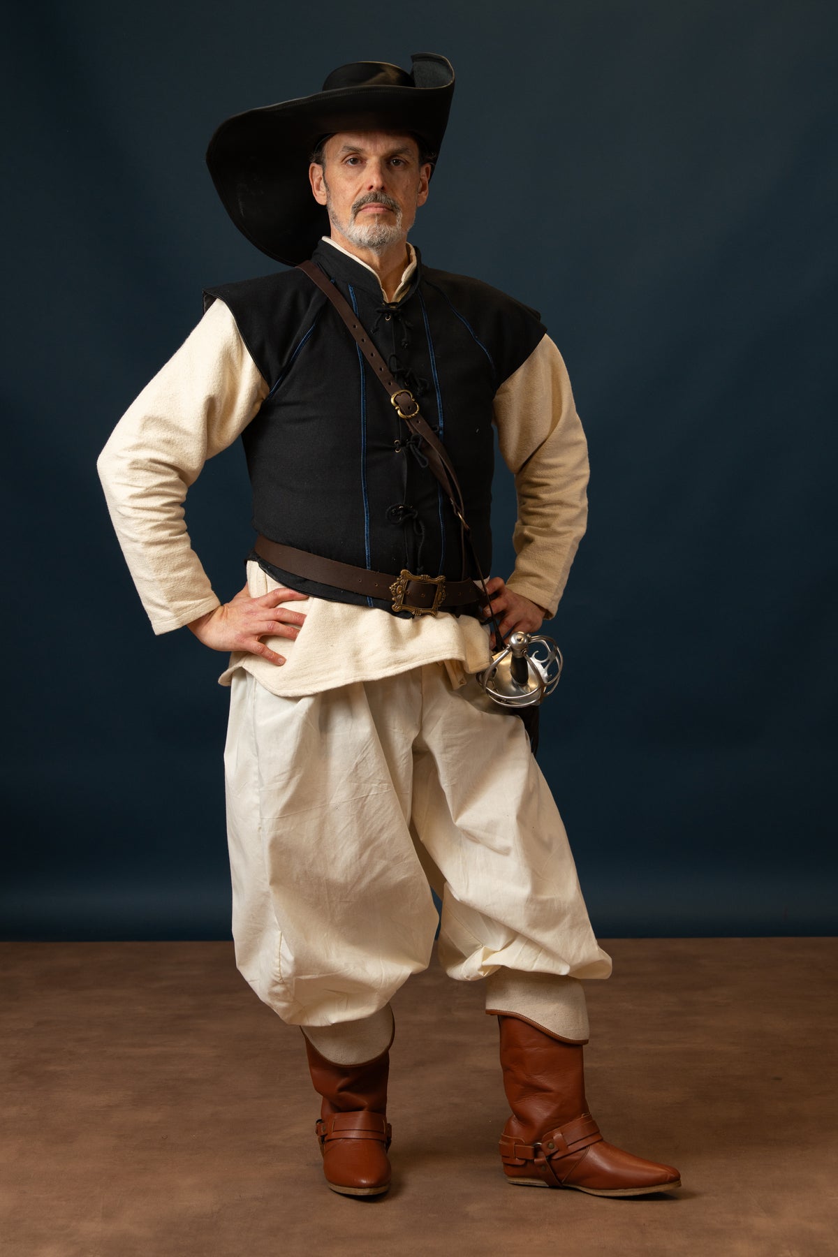 Doublet Tristan, black