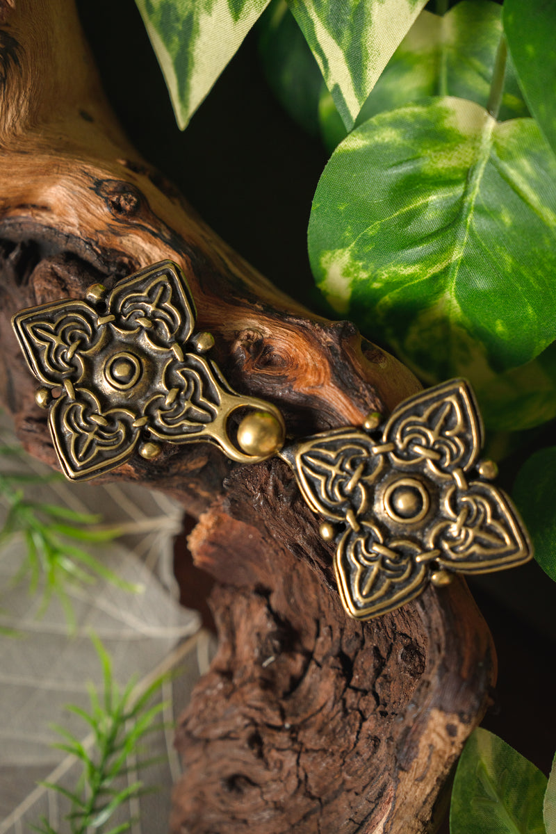 Zapięcie kaftanu Rusvik, brąz