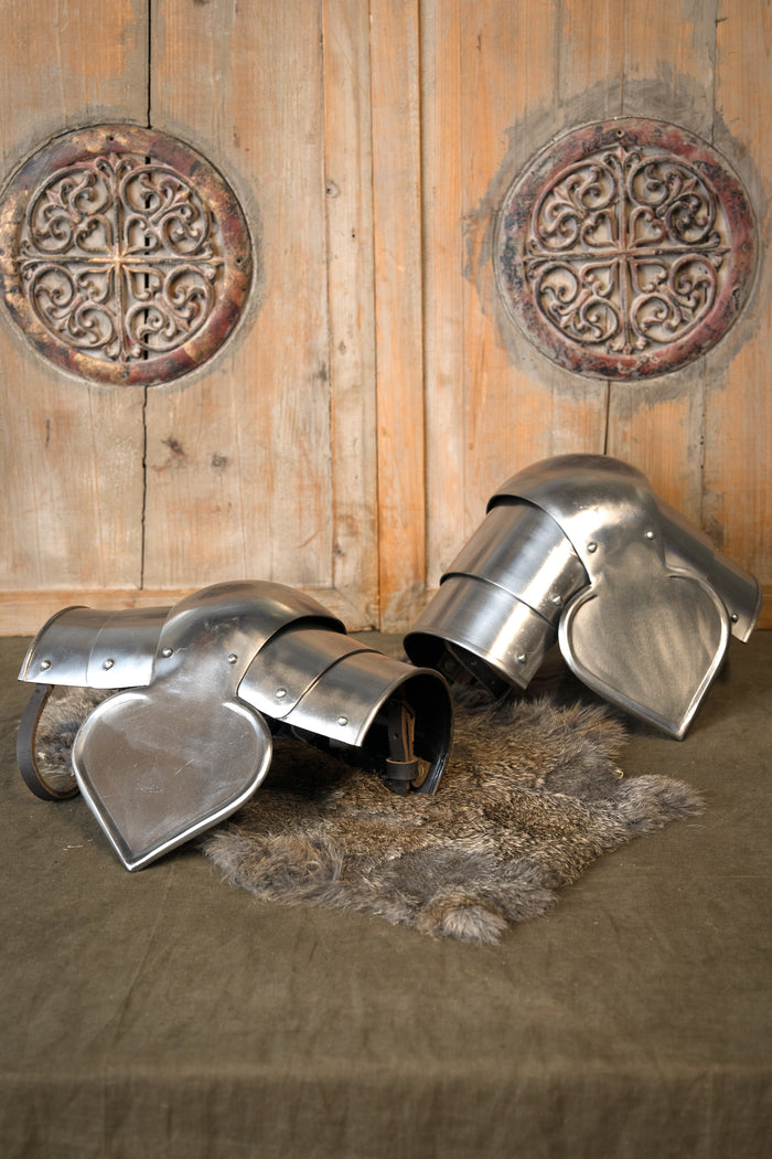 Milanese couters, elbow armour, 2 mm