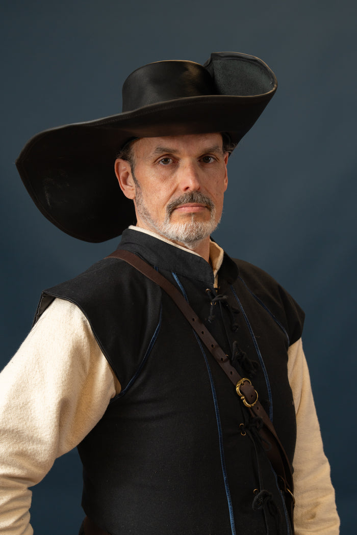 Musketeer hat Toledo, black