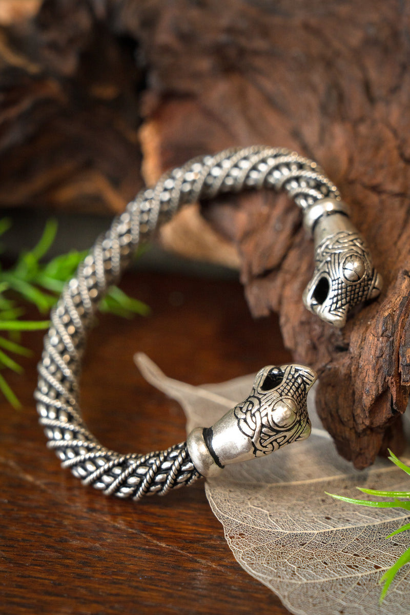 Wikińska bransoleta Oseberg L, posrebrzany brąz