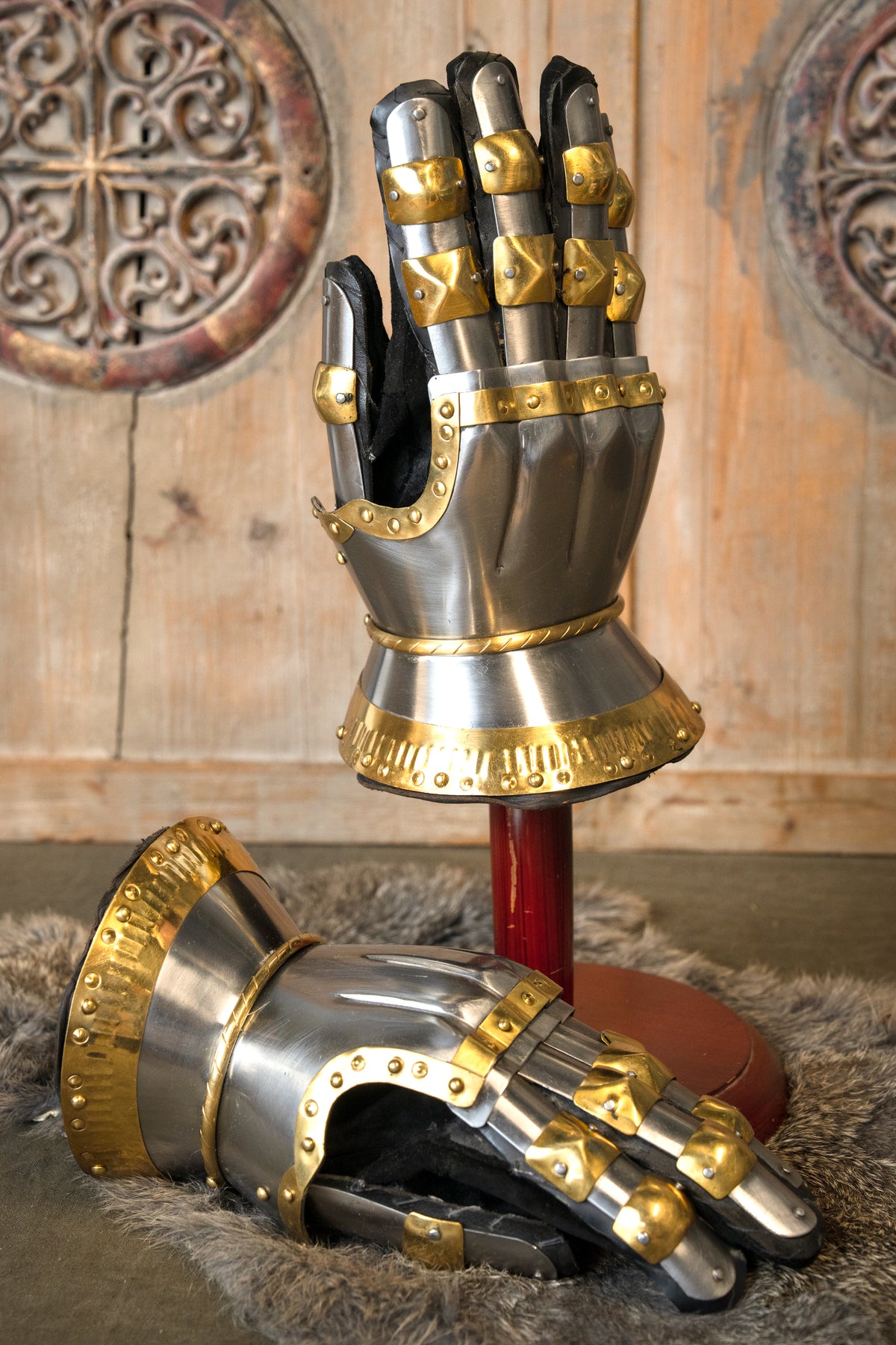 Medieval Hourglass Gauntlets Churburg, 1.2 mm