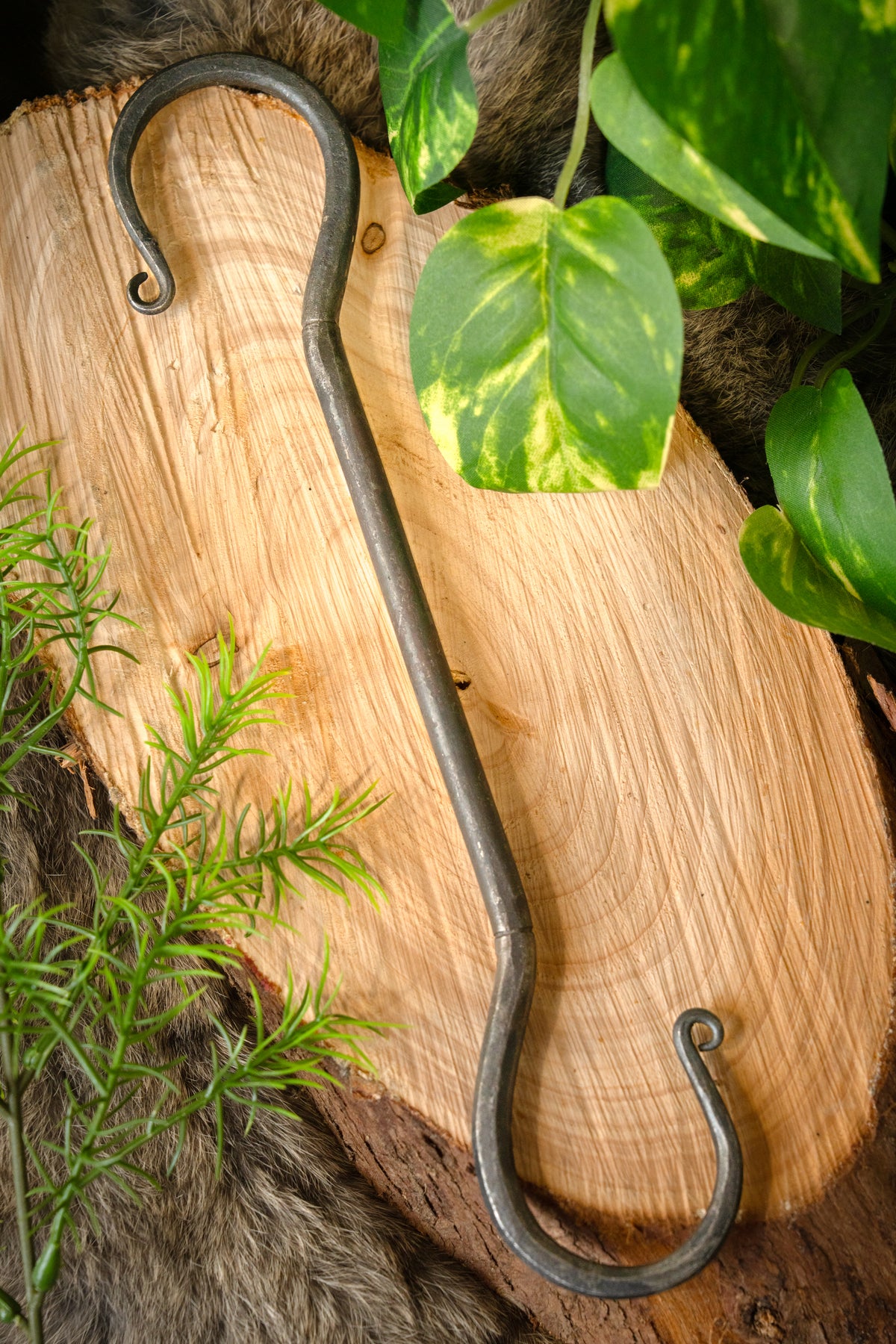 Hand-forged S-hook Gudrun large