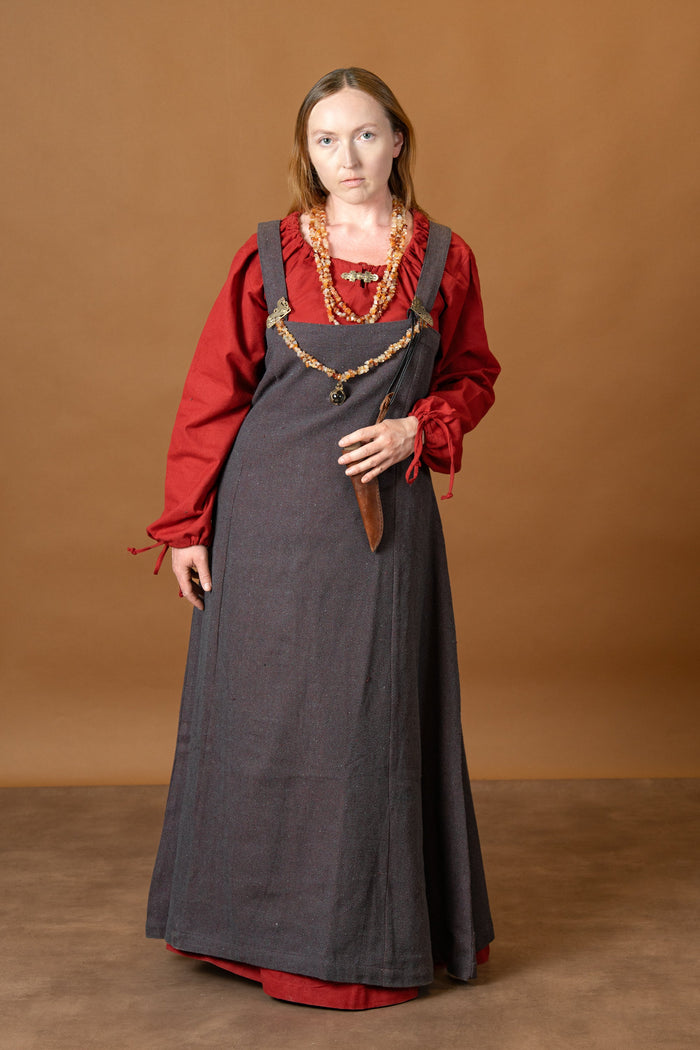 Viking hangeroc Frida, herringbone pattern, burgundy red