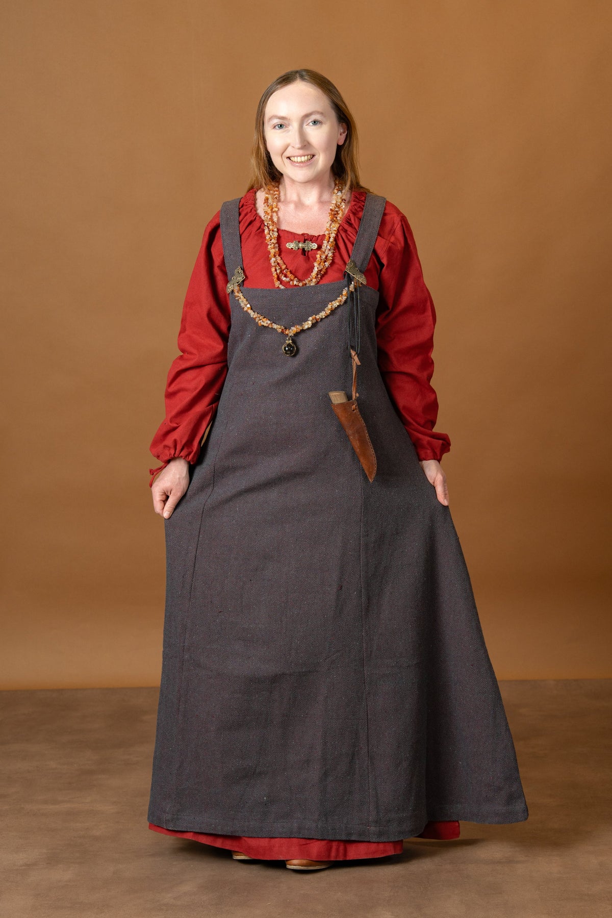 Viking hangeroc Frida, herringbone pattern, burgundy red