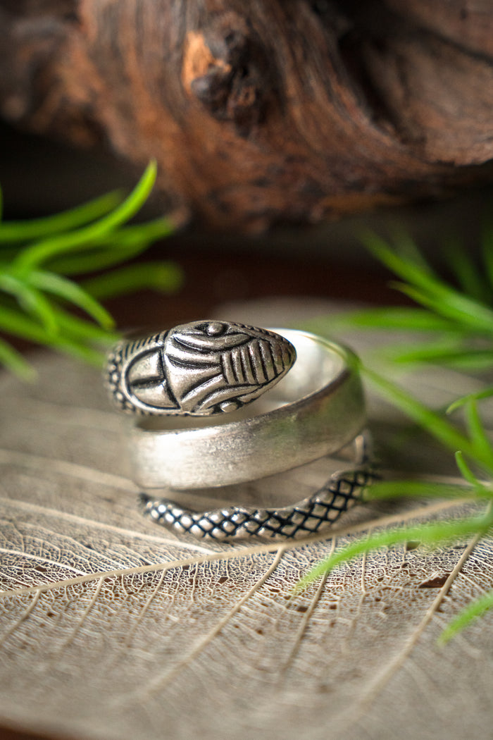 Roman snake ring, silvered bronze