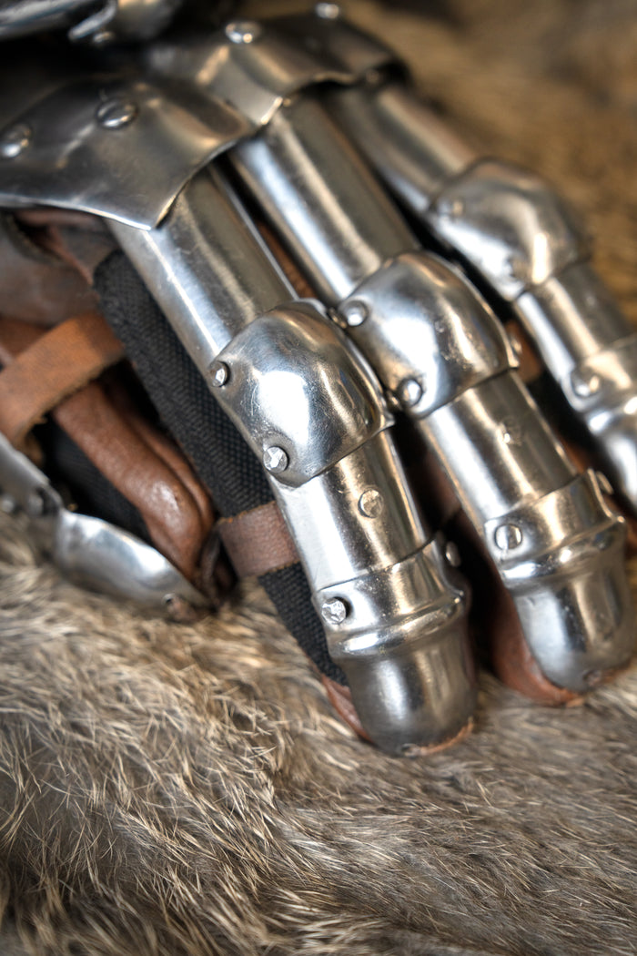Gothic gauntlets, 1450–1500, 1.2 mm