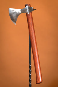 Viking skeggox, type B, semi-sharp