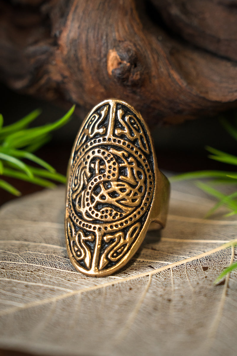 Saksische ring Trewhiddle, brons