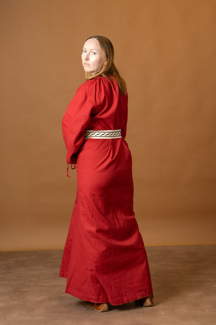 Matilda medieval chemise, underdress, red