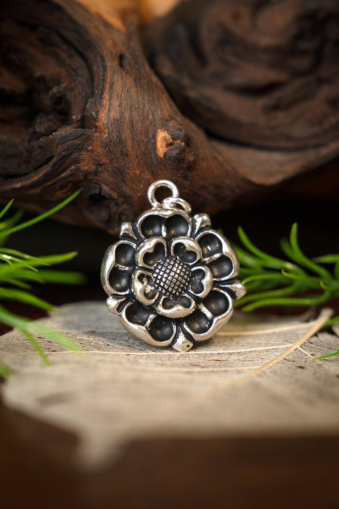 Tudor rose amulet, silvered bronze
