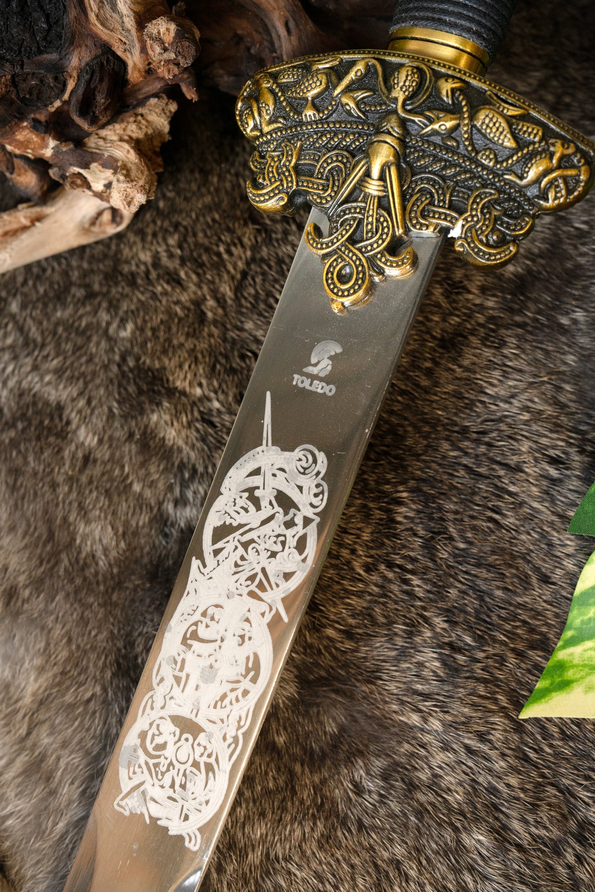 Dybek sword, semi-sharp