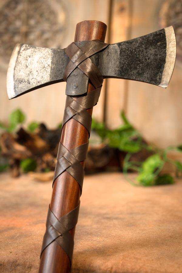 Double Viking axe Floki, semi-sharp