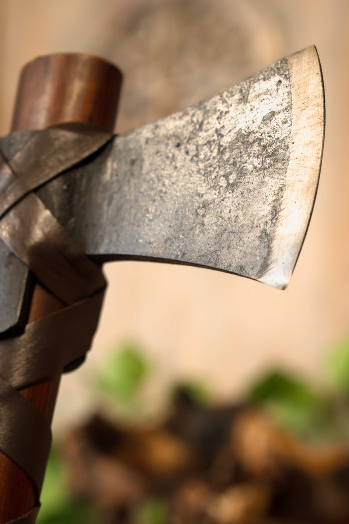 Double Viking axe Floki, semi-sharp
