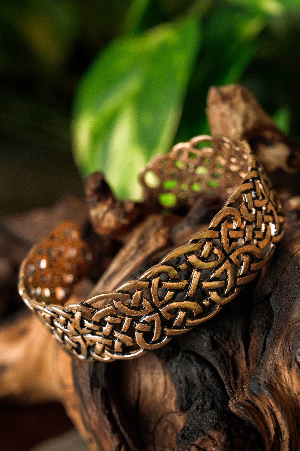 Celtic bracelet Book of Kells, bronze