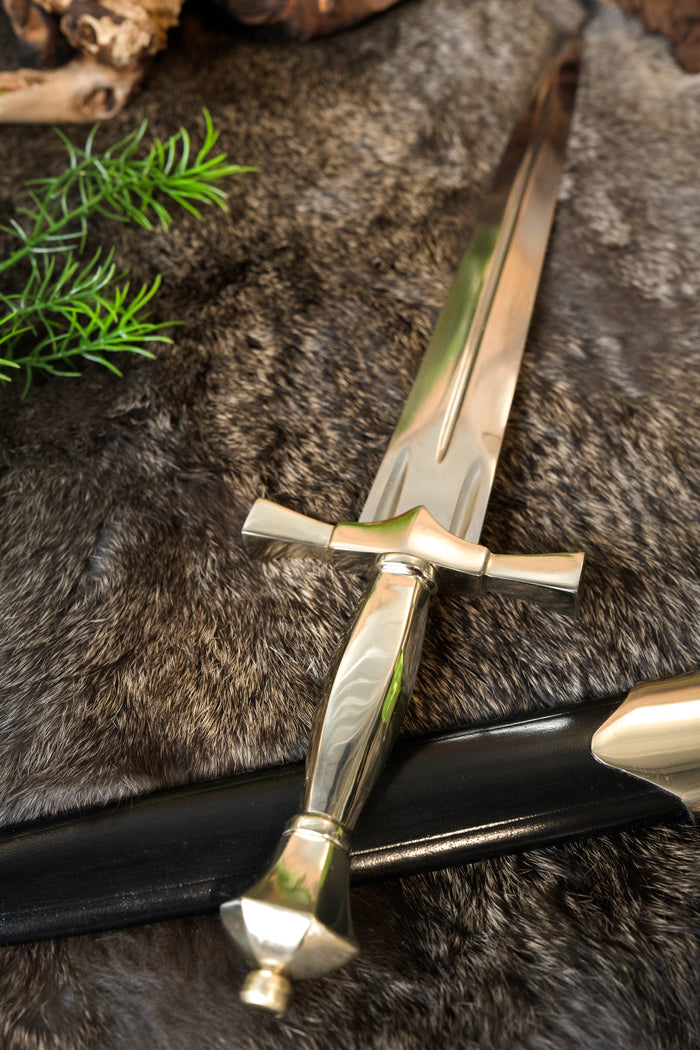 Renaissance dagger silvered, semi-sharp