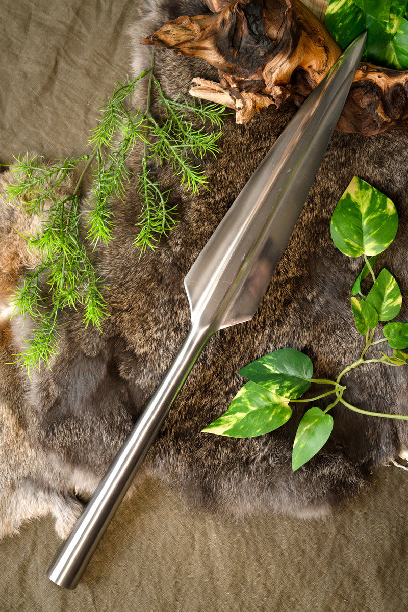 Lanza vikinga con alas, semi-afilada