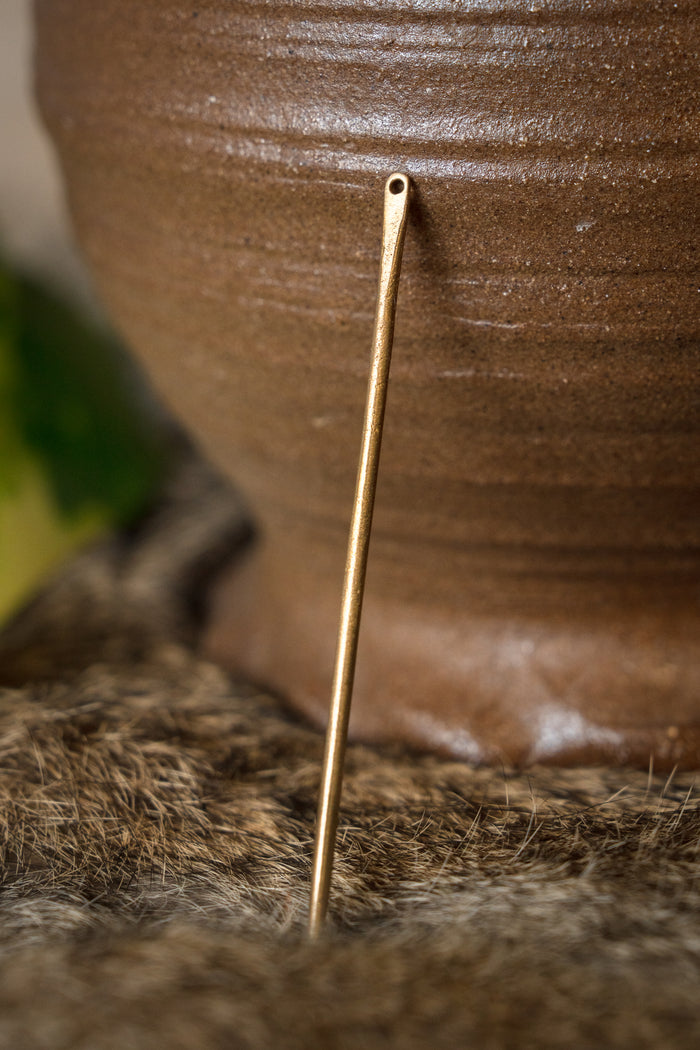 Brass needle 7 cm, price per piece