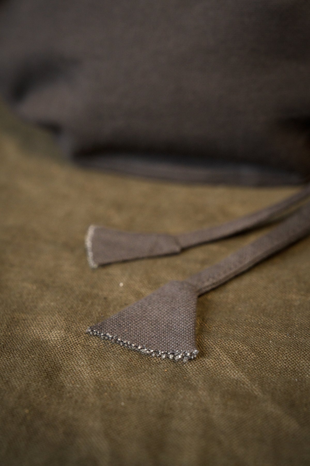 Money pouch brown