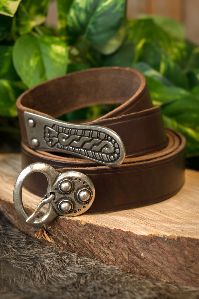 Alemanic belt, brown, silvered