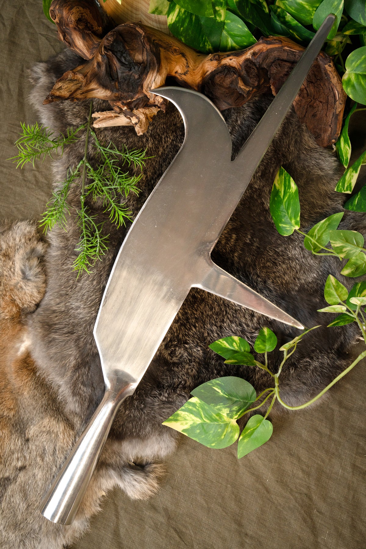 Guisarme, semi-sharp