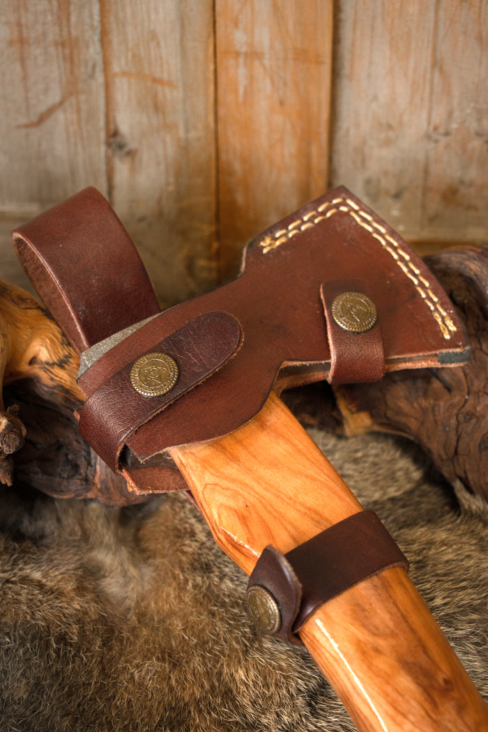 Traditional outdoor axe, semi-sharp