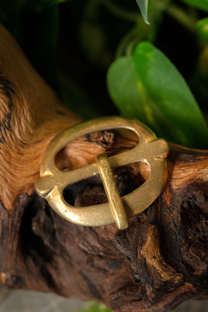 Double buckle brass