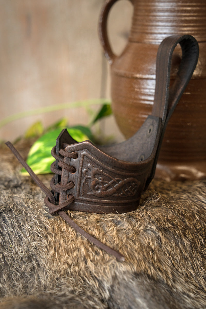 Drikkehornsholder Castagir, rød