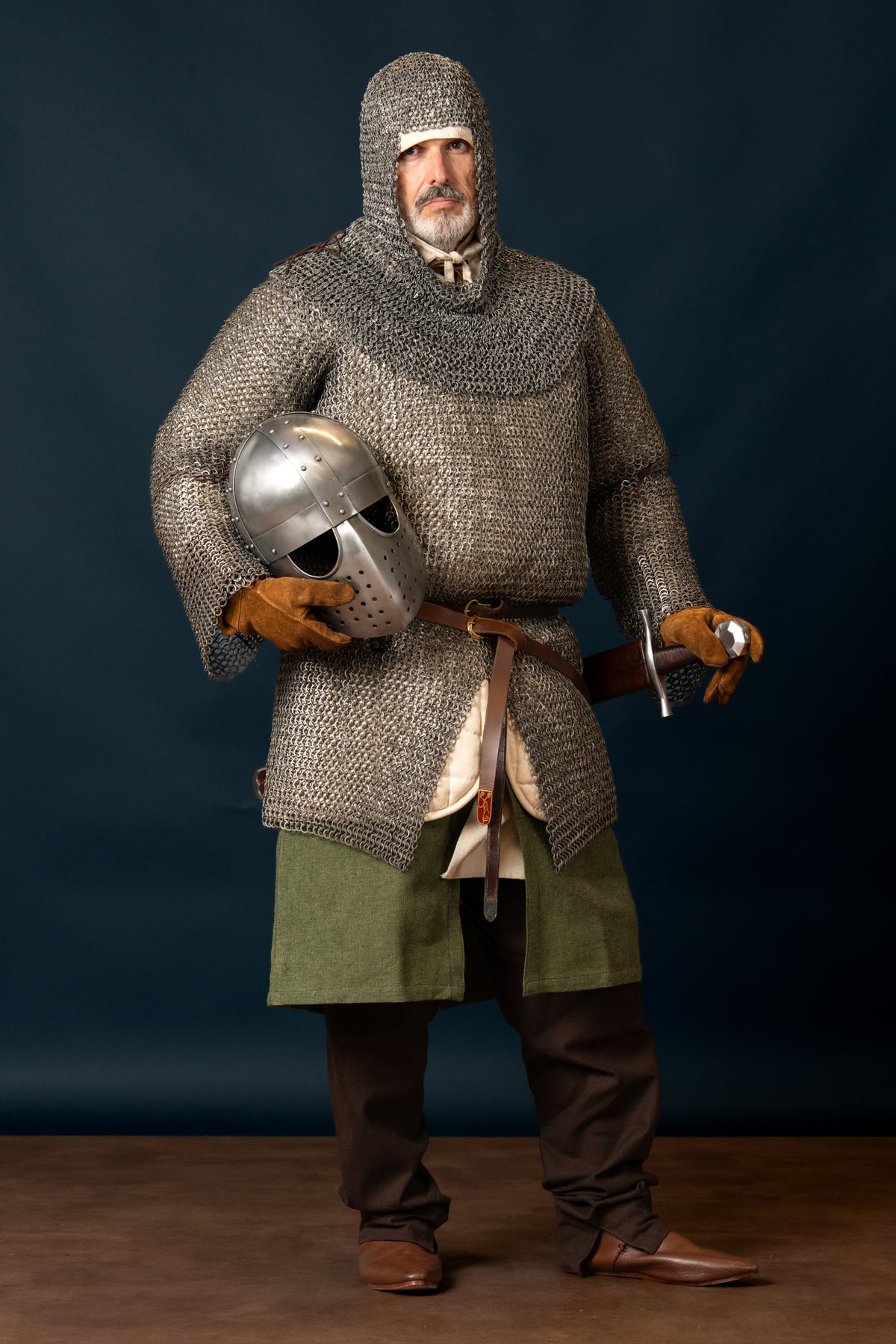 Chainmail coif with square neck, untreated, round rings riveted, 8 mm