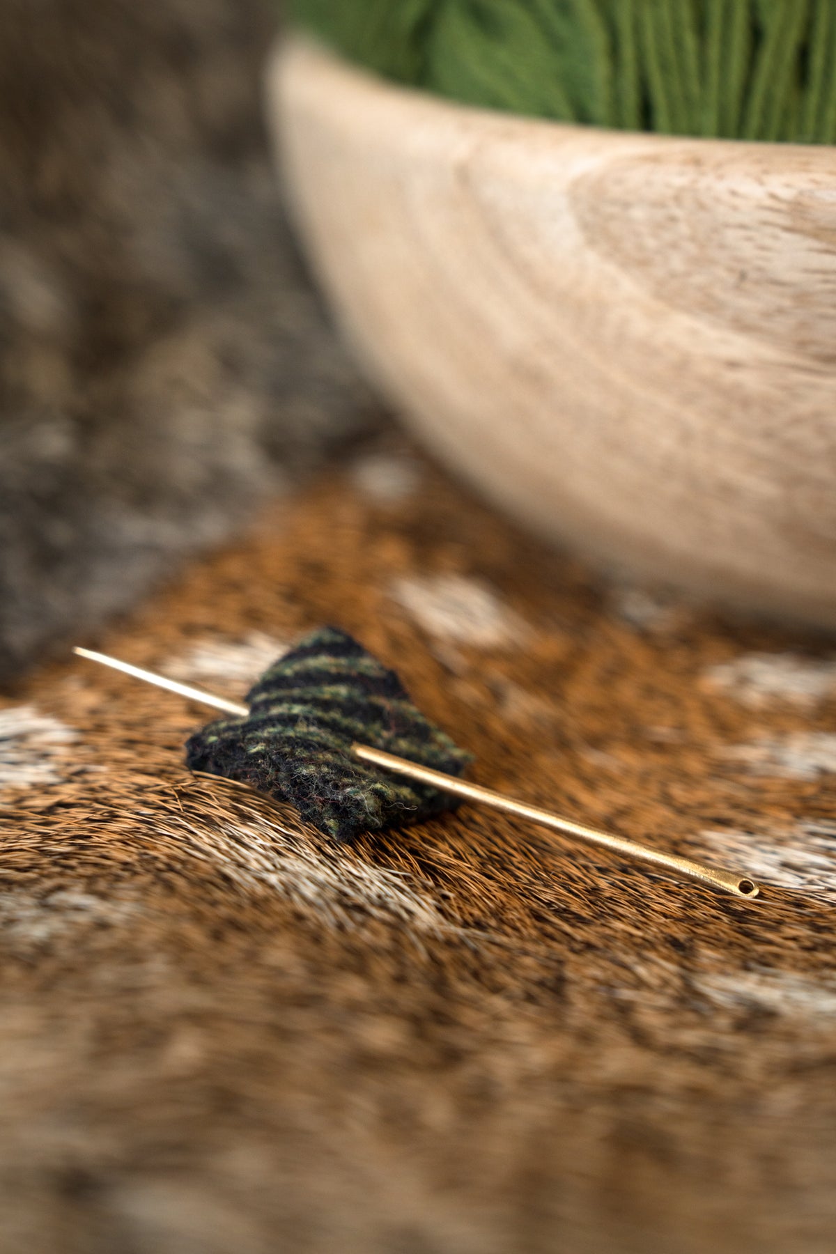Brass needle 6 cm, price per piece