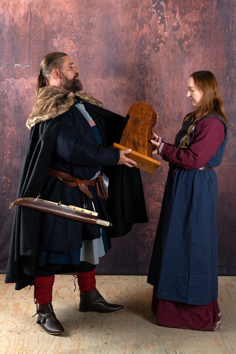 Giving gifts: so pagan!