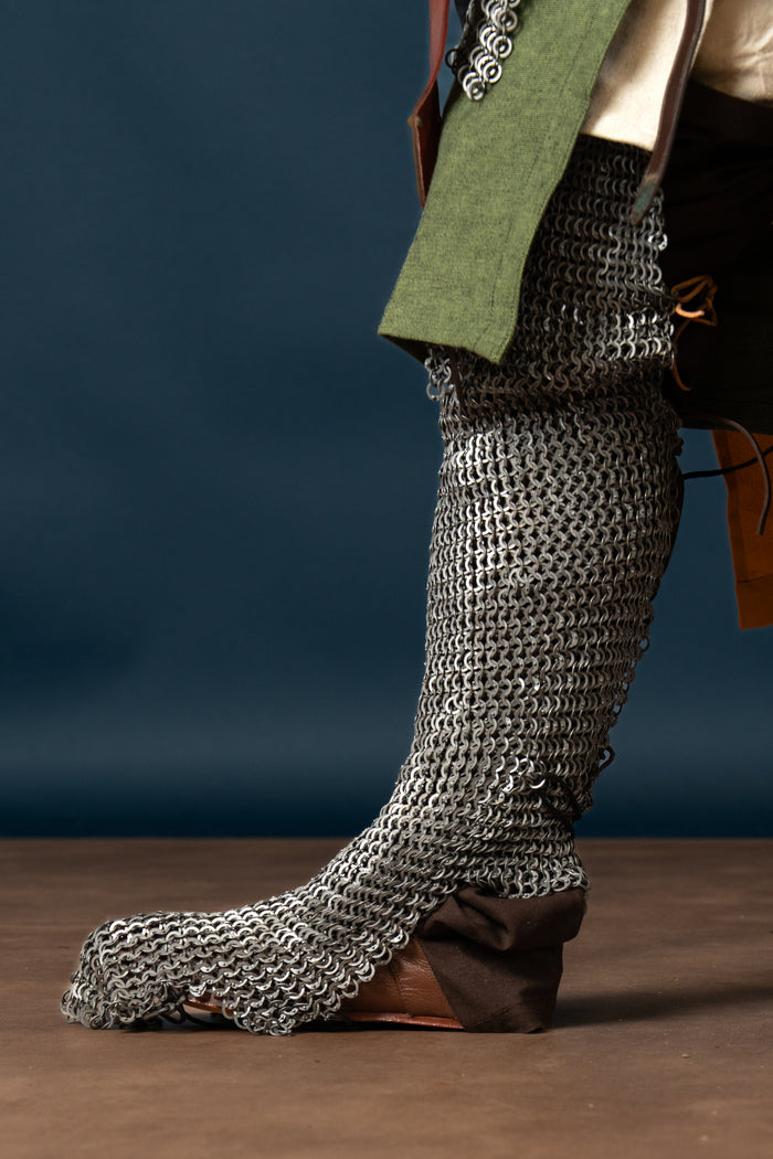Chain mail chausses, flat rings, round rivets, 9mm