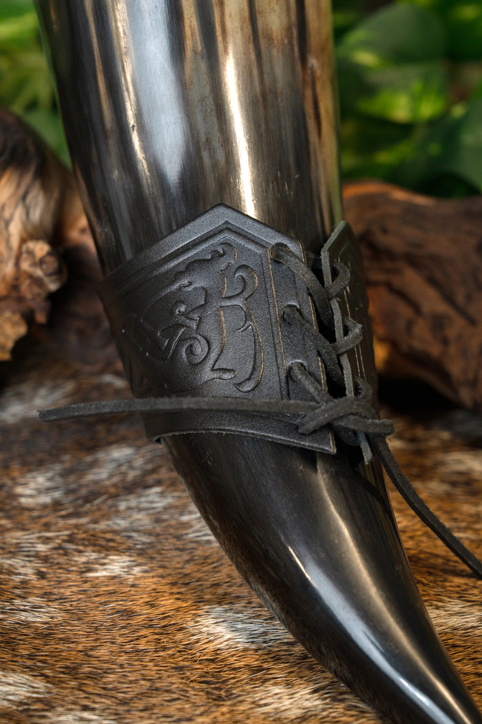 Drinking horn belt holder Castagir black