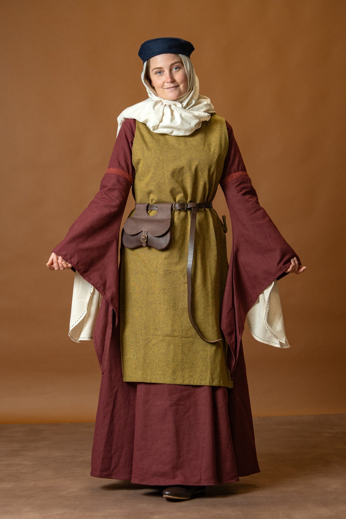 Bliaut Lenora, red