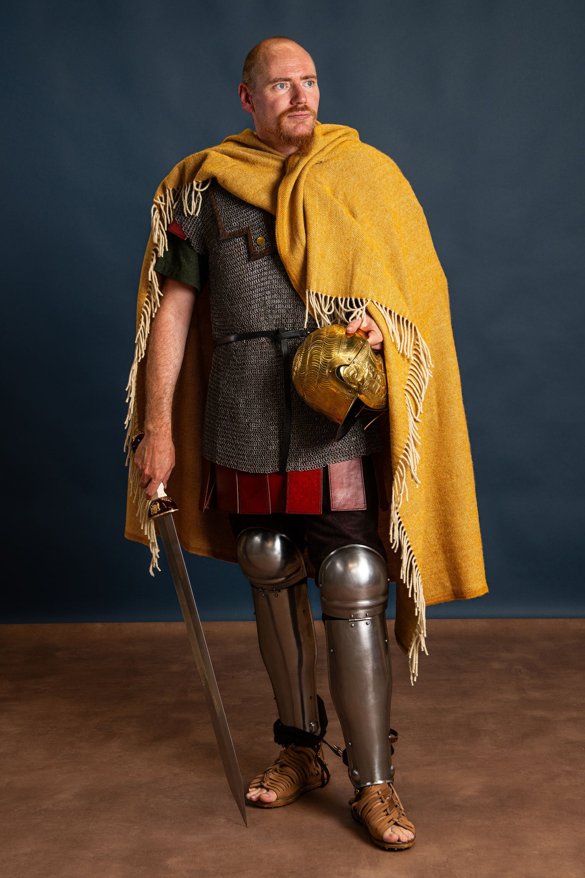 Germanic Iron Age cloak, wool, yellow