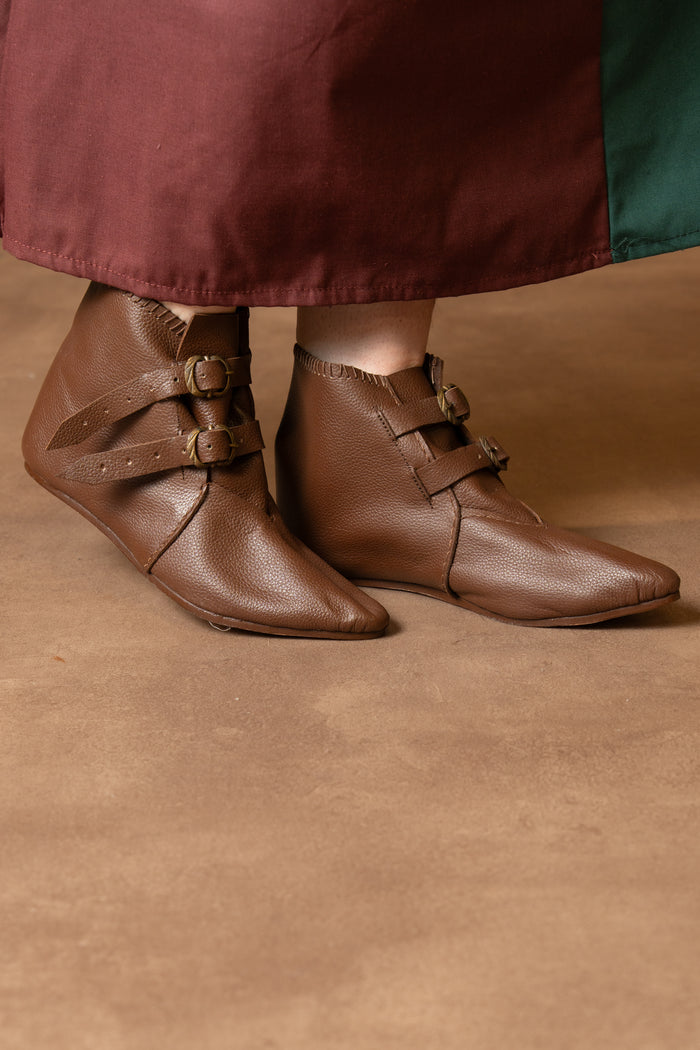 Medieval shoes, 1200–1400, brown