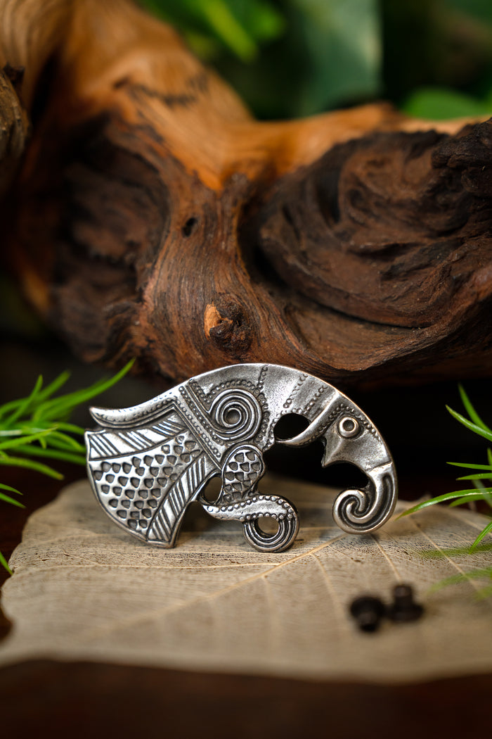 Germanic raven beltfitting migration period pair left and right, bronze