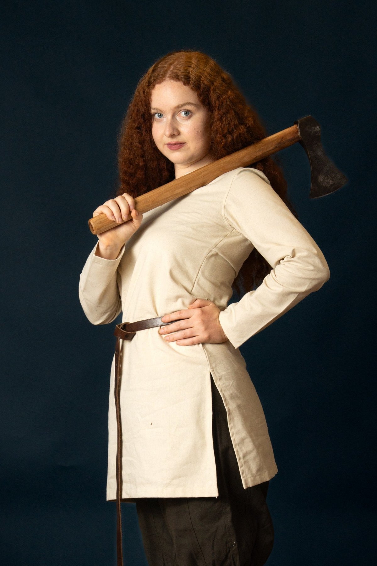 (Under)tunic shield-maiden Greta, natural