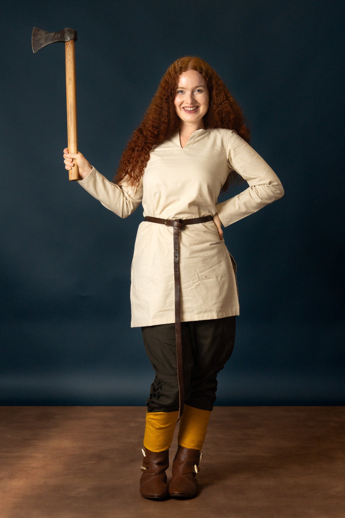 (Under)tunic shield-maiden Greta, natural