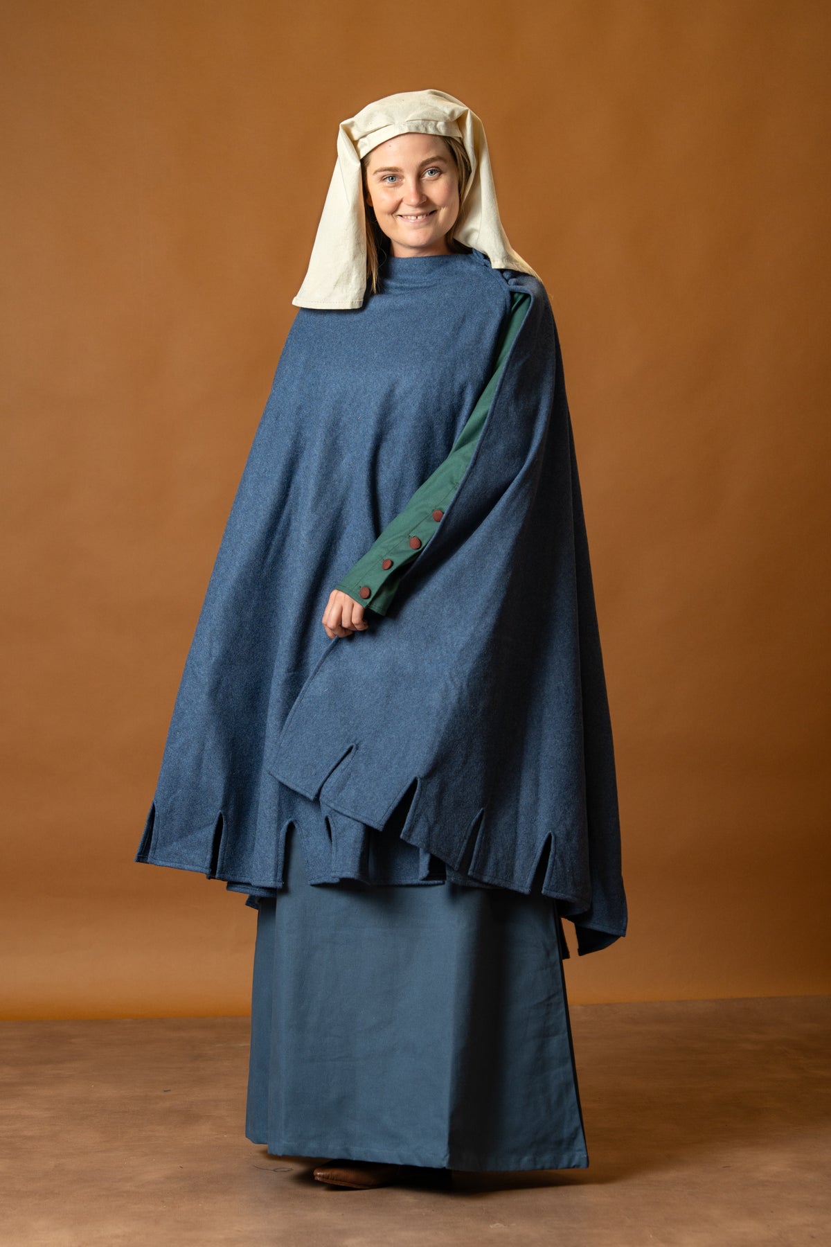 14th century cloak Bockstenman, heuke, wool, blue