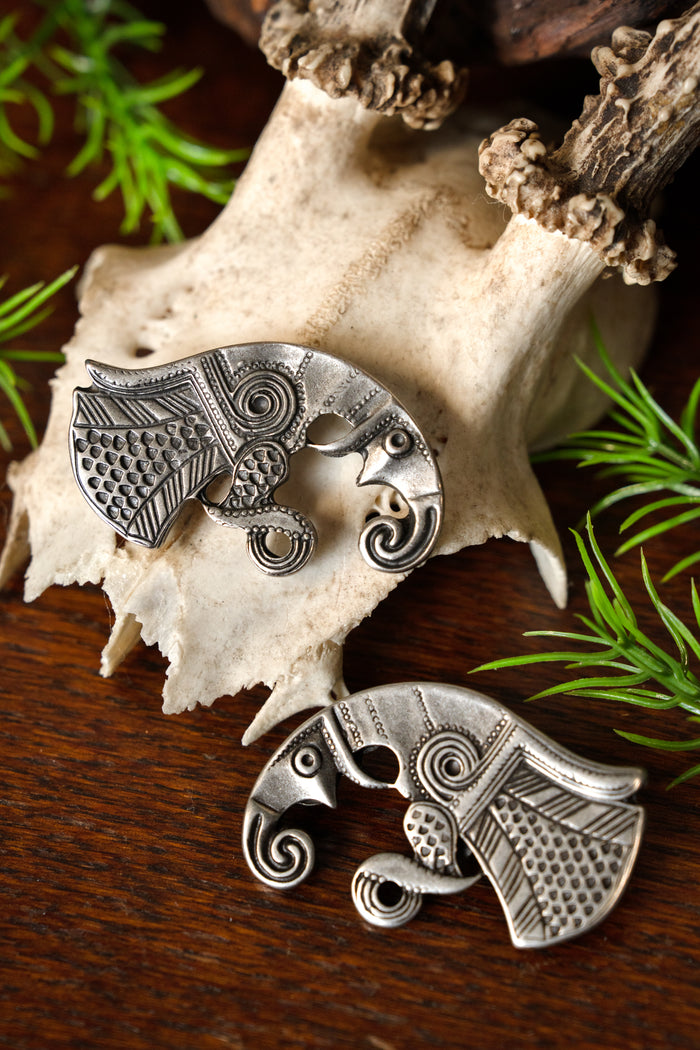 Germanic raven beltfitting migration period pair left and right, bronze