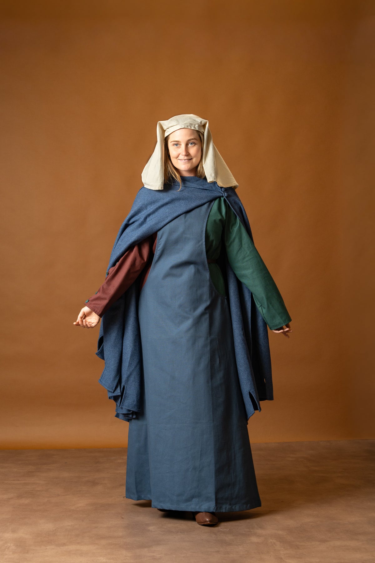 14th century cloak Bockstenman, heuke, wool, blue