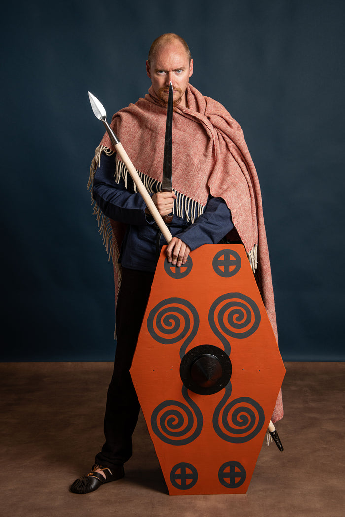 Germanic Iron Age cloak, wool, red