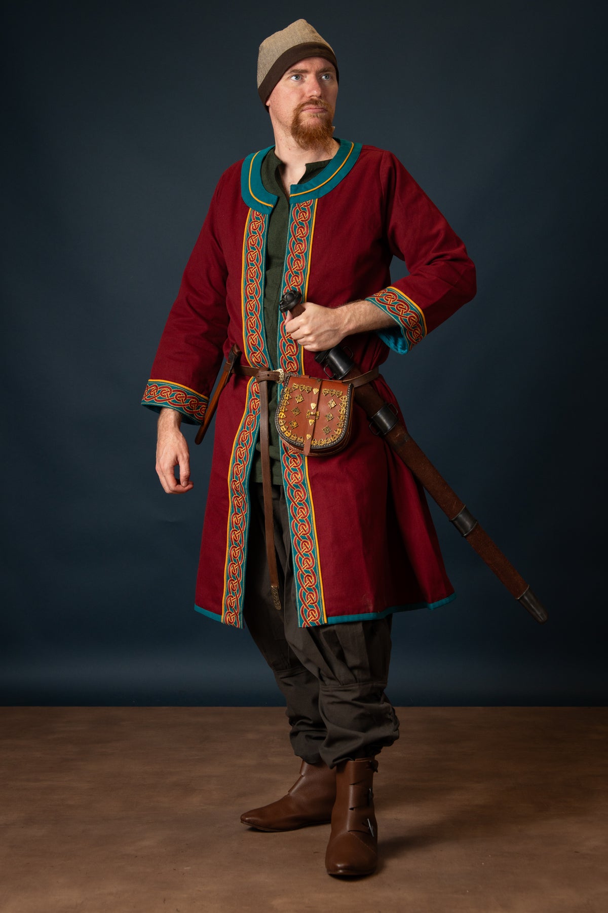 Embroidered Viking kaftan, red-blue