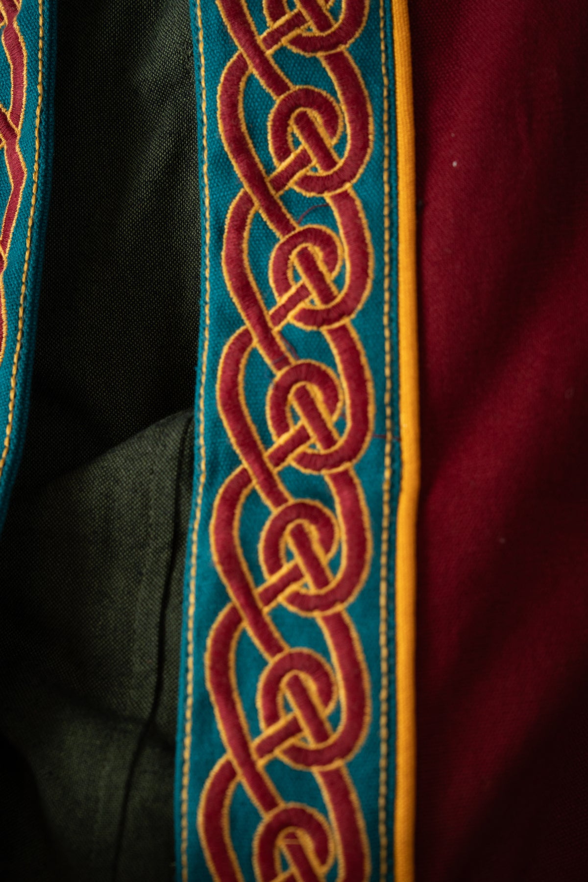 Embroidered Viking kaftan, red-blue