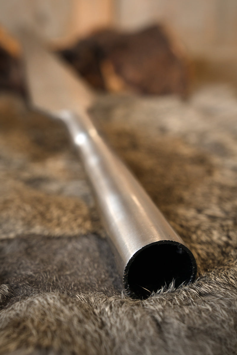 Hasta romana, hoja, semi-afilada